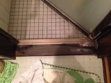 「浴室入口床木材の腐食」についての画像
