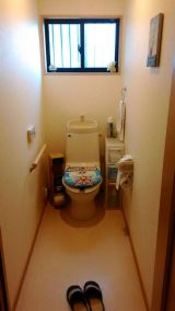「アラウーノS2便器交換工事とトイレ内装工事」についての画像