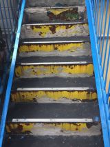 「階段の補修塗装をしたいです」についての画像