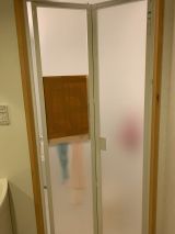 「お風呂のドアの交換（樹脂ガラスの交換）」についての画像