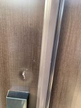 「玄関ドアの凹み修理（３～４㎝程度の凹み）」についての画像