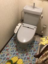 「トイレのリフォーム（水漏れのため便器ごと交換）」についての画像