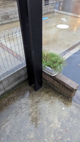 「駐車場の門柱とブロックの解体作業」についての画像